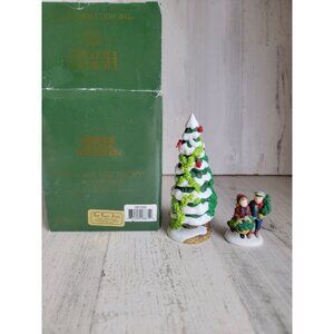 Dept 56 56100 The holly and the Ivy village accessory